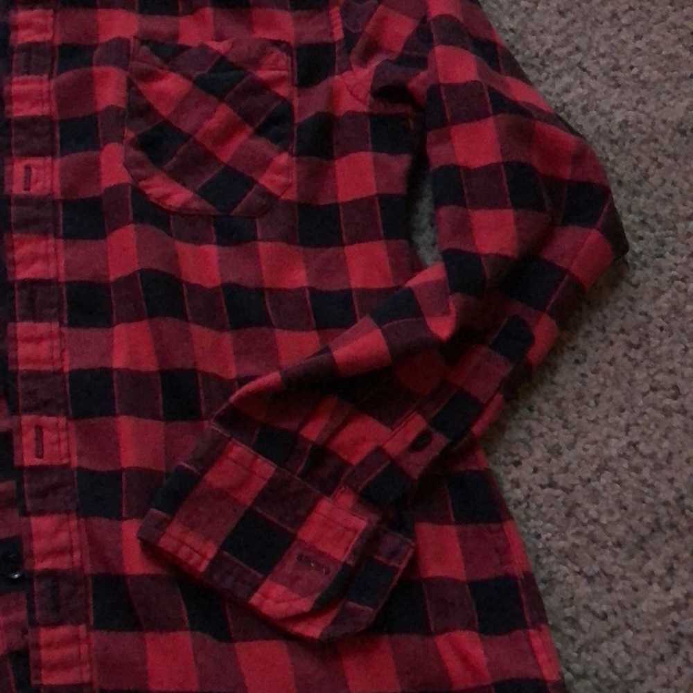 Emiqude Red and Black Buffalo Check Button Up Flannel (size S/slim fit) - Picture 3 of 6